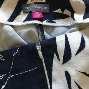 VINCE CAMUTO Navy and White Ankle Pant, EUC Ladies 14
